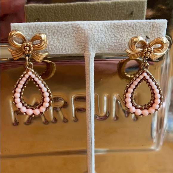 Avon Jewelry - Avon Vintage Bow Pink Bead Teardrop Earrings